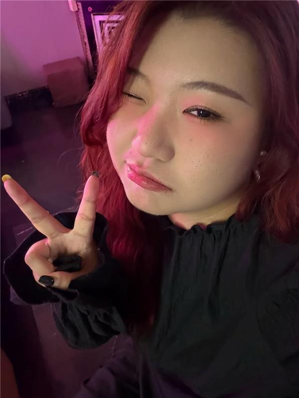 上海奉贤顾里回归老师很有女友感-1.jpg