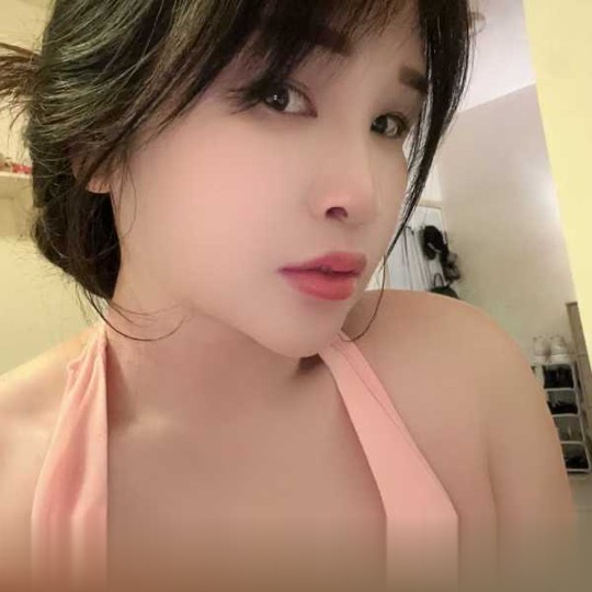广东-深圳罗湖东门骚货叶子熟女-1.jpg